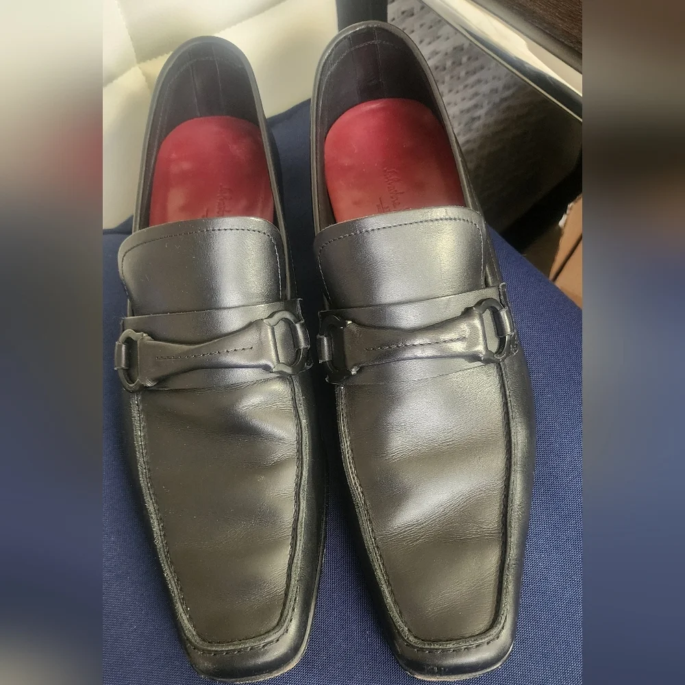 Salvatore Ferragamp Black Leather Men's Loafers, Size 10.